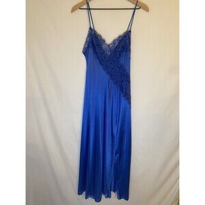 Vintage Lady Cameo Long Nightgown Lingerie Blue Lace Slit Size M